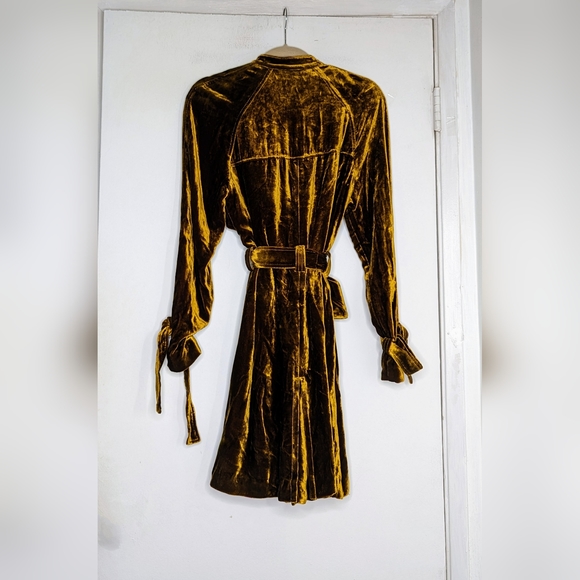 A.L.C. • Kendall Velvet Trench Dress Ochre as seen on Kendall Jenner - Picture 9 of 11